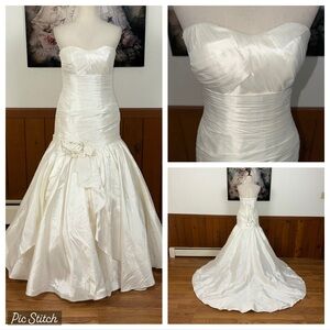 Stunning Essense of Australia Strapless Ruched Taffeta Wedding Gown